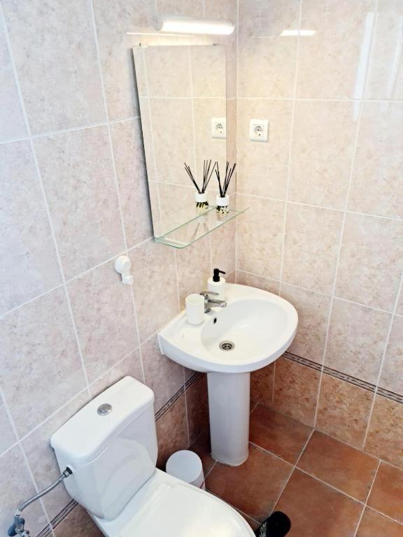 Blue Jasmine Apartment La Cala Del Moral Luaran gambar